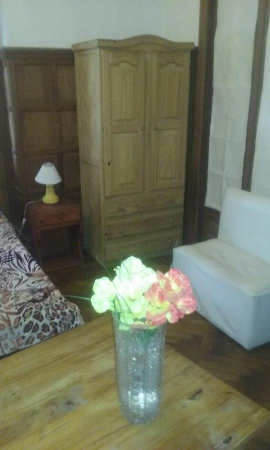 Habitac Indiv Casa De Familia, Flores Буэнос-Айрес Экстерьер фото